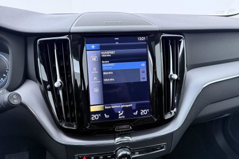 Volvo XC60 Recharge T8 AWD Business Pro | ACC | Panoramadak | 360° Camera | Head-Up | Harman/Kardon | Trekhaak | BLIS | Stoel+Stuurverwarming