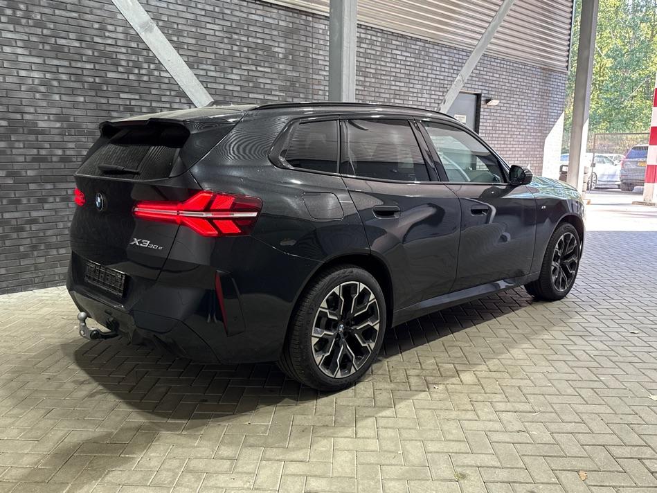 BMW X3 30e xDrive | M Sport Pro | Trekhaak | Panoramadak | Harman/Kardon | Head-Up | Stoelventilatie