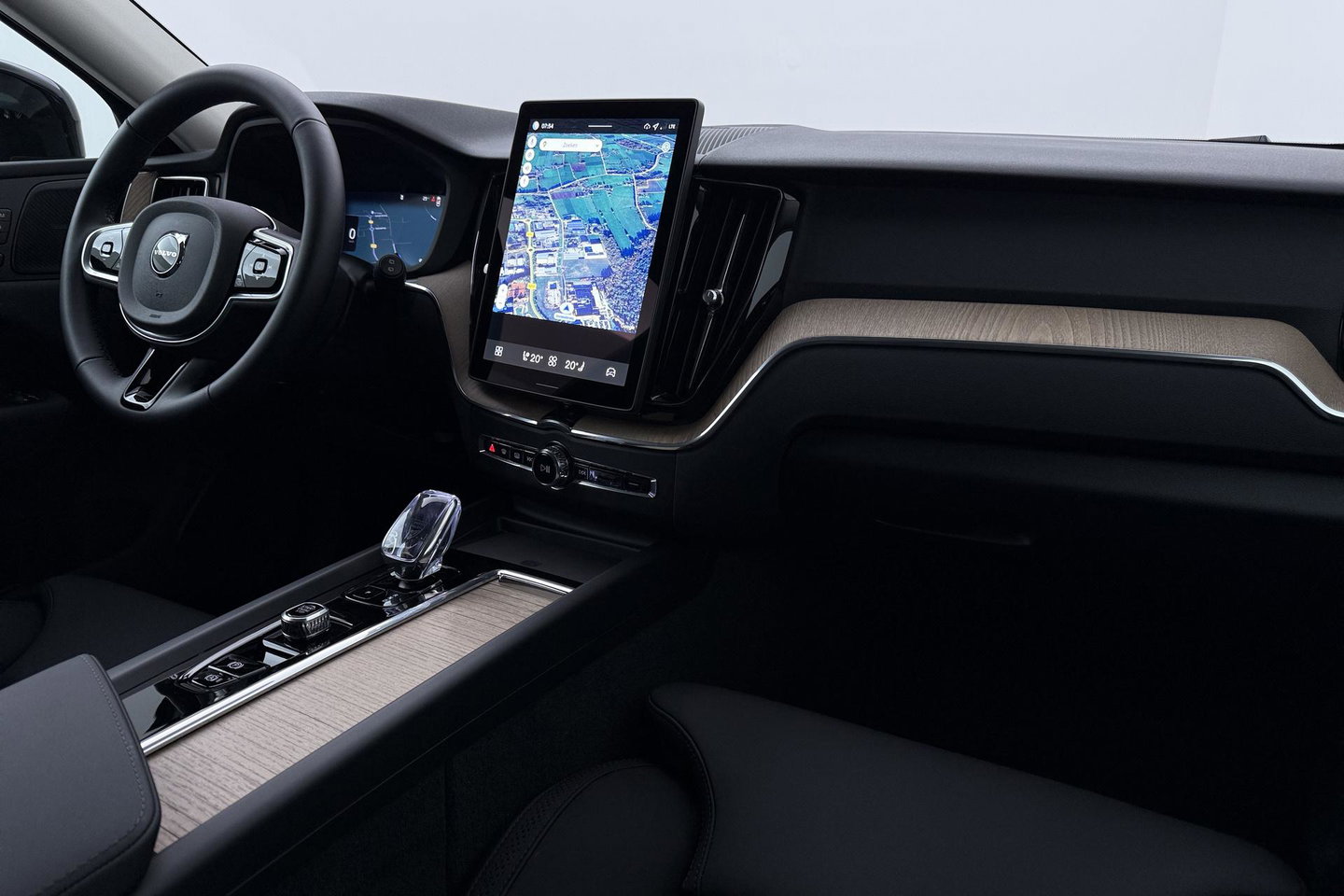 Volvo XC60 T8 Plug-in hybrid Plus Dark | ACC | Harman/Kardon | 360° Camera | Stoel+Stuurverwarming | BLIS | Memory