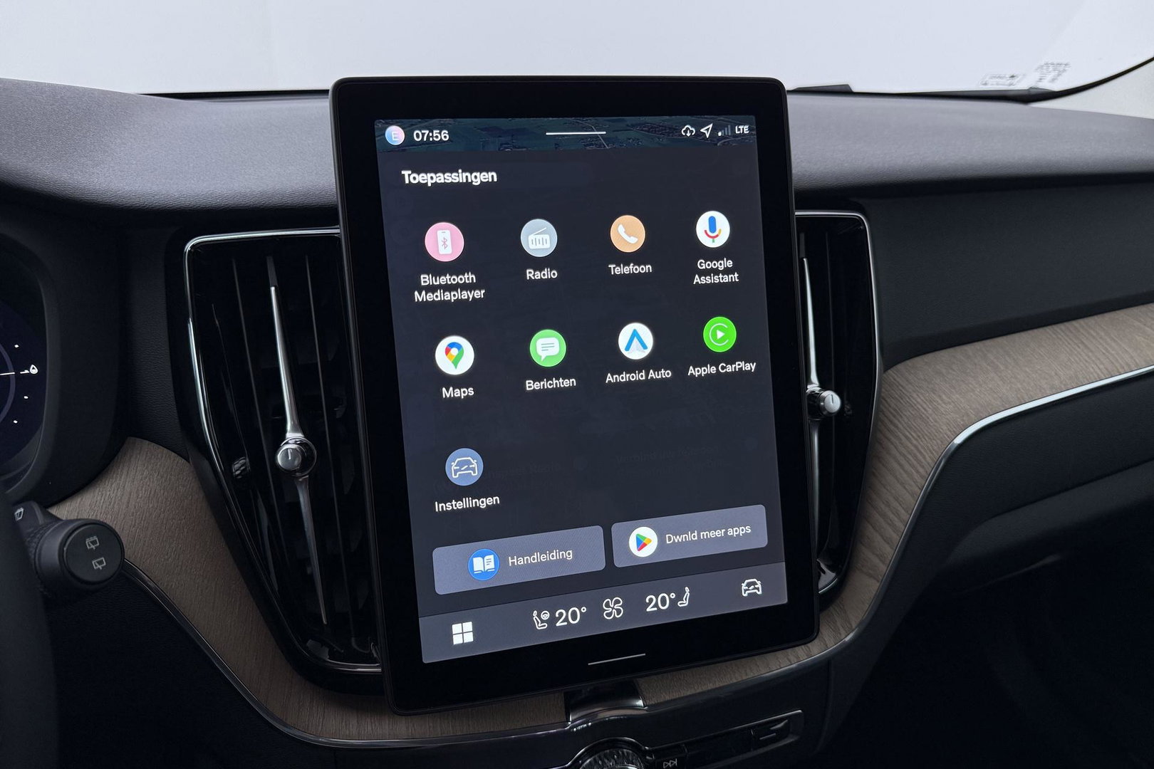 Volvo XC60 T8 Plug-in hybrid Plus Dark | ACC | Harman/Kardon | 360° Camera | Stoel+Stuurverwarming | BLIS | Memory