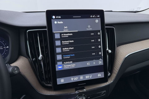 Volvo XC60 T8 Plug-in hybrid Plus Dark | ACC | Harman/Kardon | 360° Camera | Stoel+Stuurverwarming | BLIS | Memory