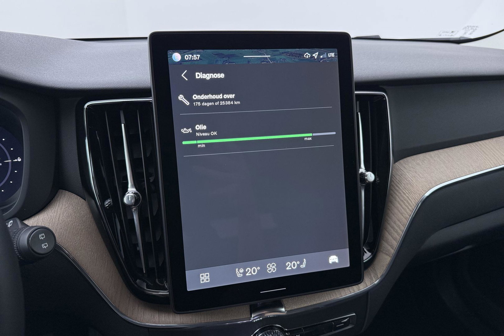 Volvo XC60 T8 Plug-in hybrid Plus Dark | ACC | Harman/Kardon | 360° Camera | Stoel+Stuurverwarming | BLIS | Memory