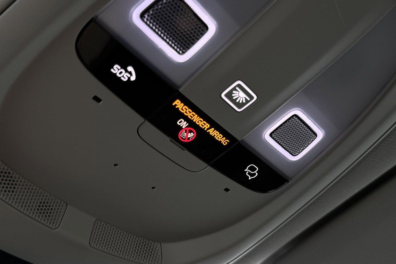 Volvo XC60 T8 Plug-in hybrid Plus Dark | ACC | Harman/Kardon | 360° Camera | Stoel+Stuurverwarming | BLIS | Memory