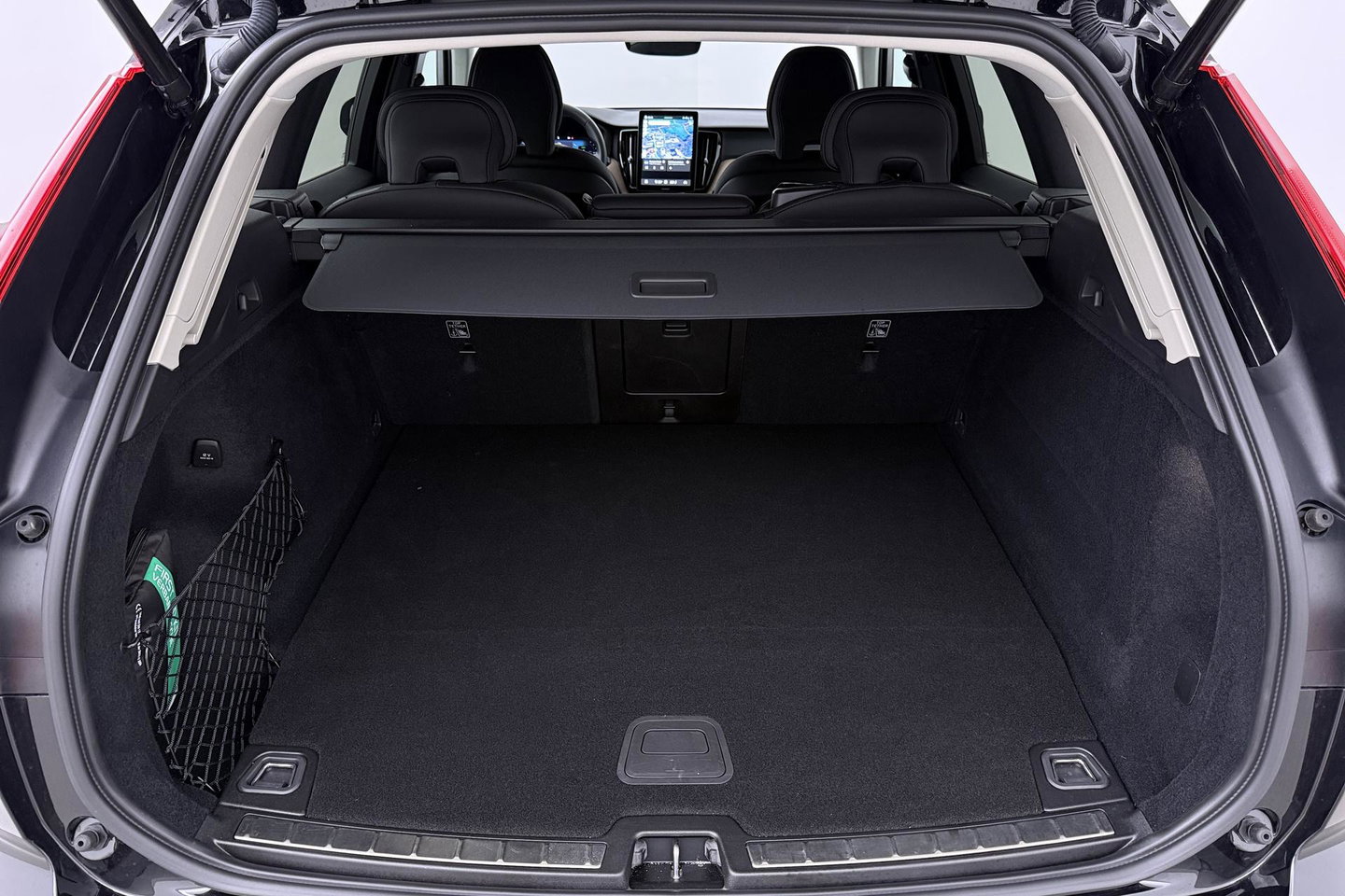 Volvo XC60 T8 Plug-in hybrid Plus Dark | ACC | Harman/Kardon | 360° Camera | Stoel+Stuurverwarming | BLIS | Memory