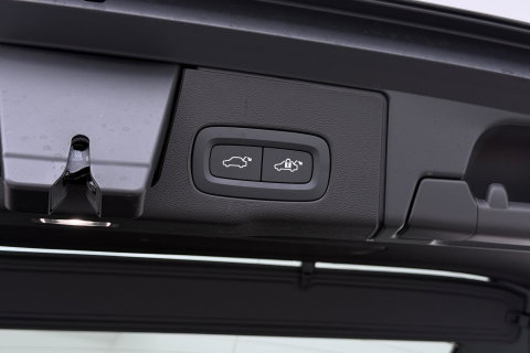 Volvo XC60 T8 Plug-in hybrid Plus Dark | ACC | Harman/Kardon | 360° Camera | Stoel+Stuurverwarming | BLIS | Memory