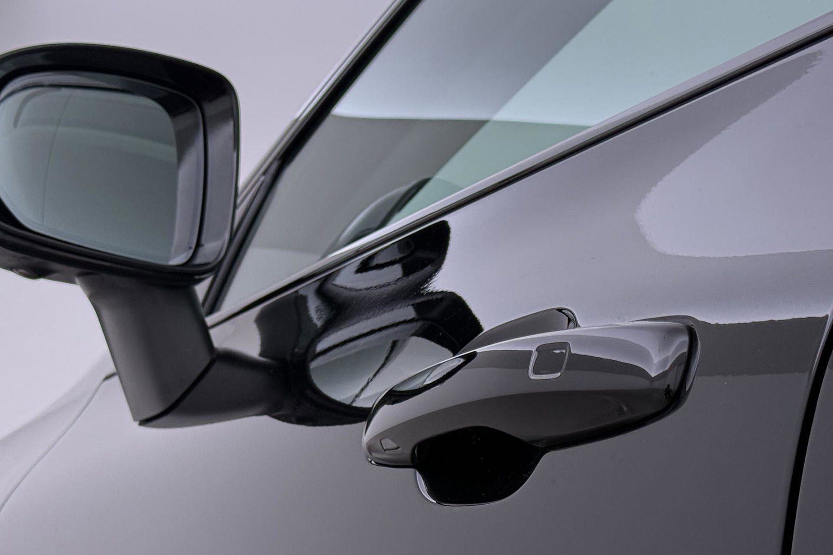 Volvo XC60 T8 Plug-in hybrid Plus Dark | ACC | Harman/Kardon | 360° Camera | Stoel+Stuurverwarming | BLIS | Memory