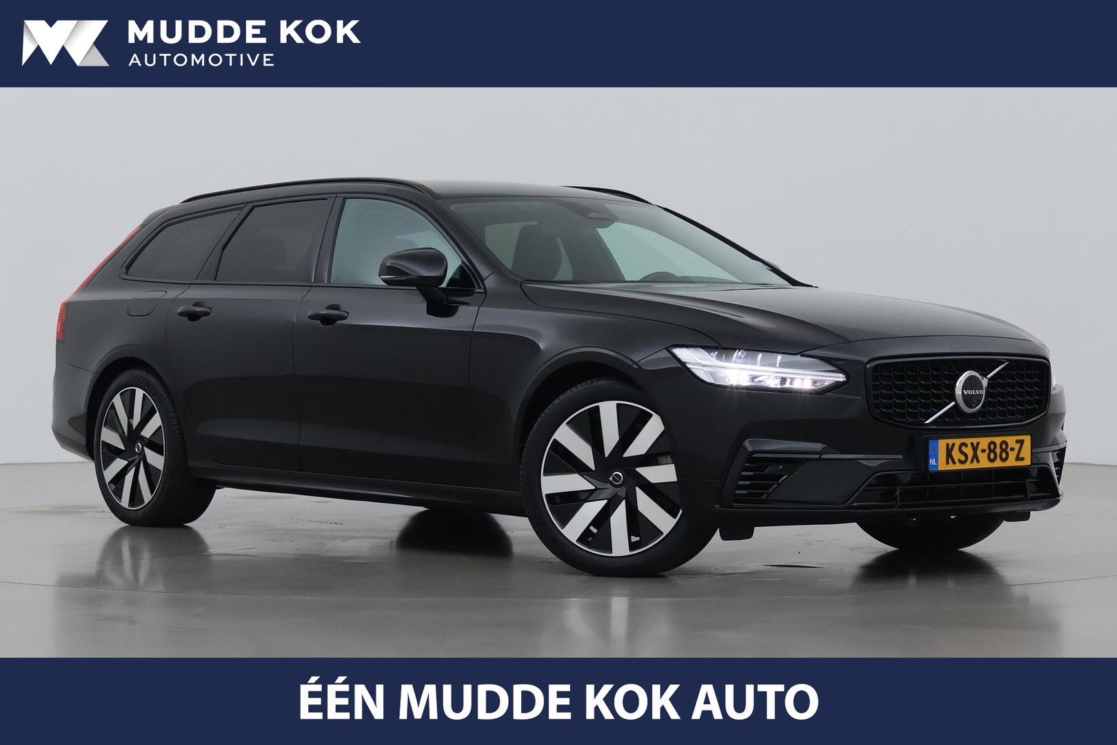 Volvo V90 T8 Plug-in hybrid Plus Dark | ACC | 360° Camera | Harman/Kardon | Keyless | Stoel+Stuurverwarming | 19 Inch