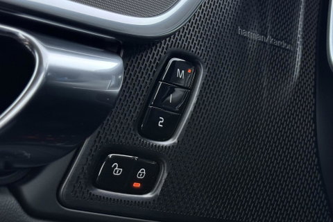 Volvo V90 T8 Plug-in hybrid Plus Dark | ACC | 360° Camera | Harman/Kardon | Keyless | Stoel+Stuurverwarming | 19 Inch