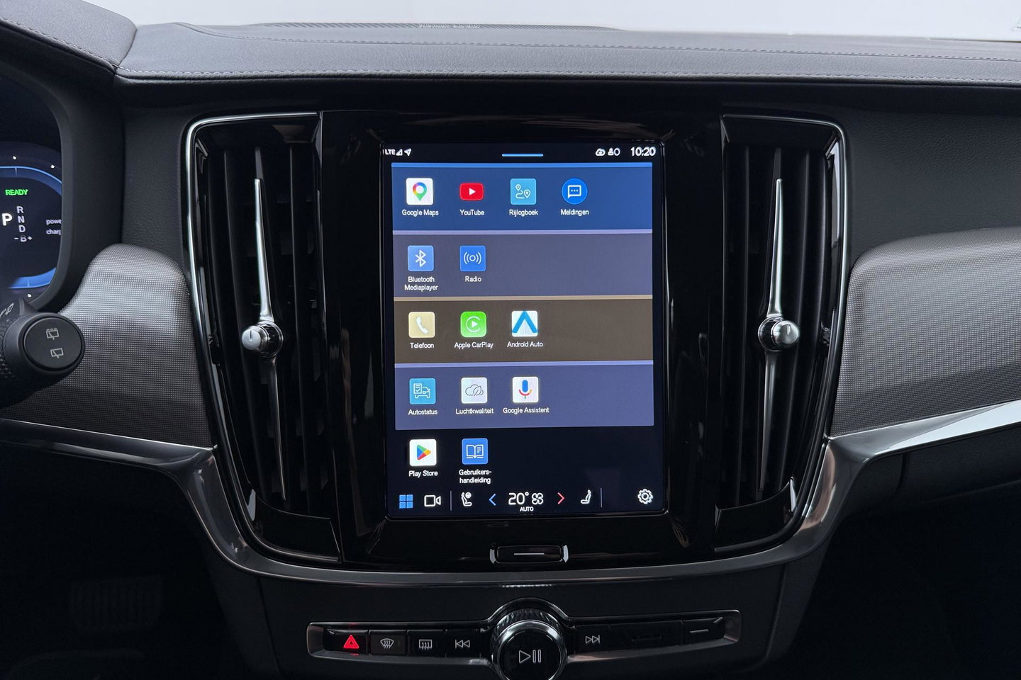 Volvo V90 T8 Plug-in hybrid Plus Dark | ACC | 360° Camera | Harman/Kardon | Keyless | Stoel+Stuurverwarming | 19 Inch