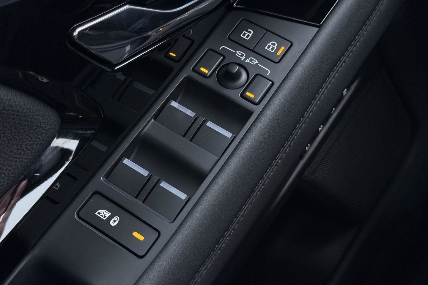 Land Rover Range Rover Evoque 1.5 P300e AWD R-Dynamic SE | ACC | Panoramadak | Meridian | Camera | Memory | 20 Inch