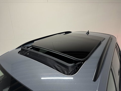 Volkswagen Tiguan 1.4 TSI eHybrid Black Style R-Line Pano Sfeer Camera NAP