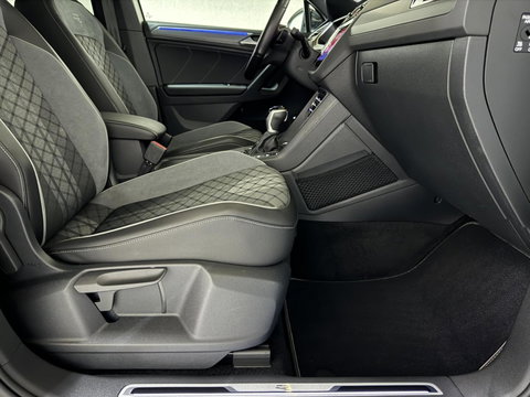 Volkswagen Tiguan 1.4 TSI eHybrid Black Style R-Line Pano Sfeer Camera NAP