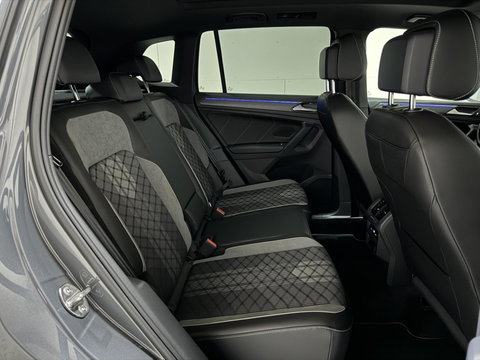 Volkswagen Tiguan 1.4 TSI eHybrid Black Style R-Line Pano Sfeer Camera NAP