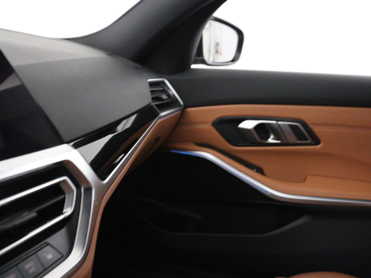 BMW 3 Serie Touring 330e Business Edition Plus