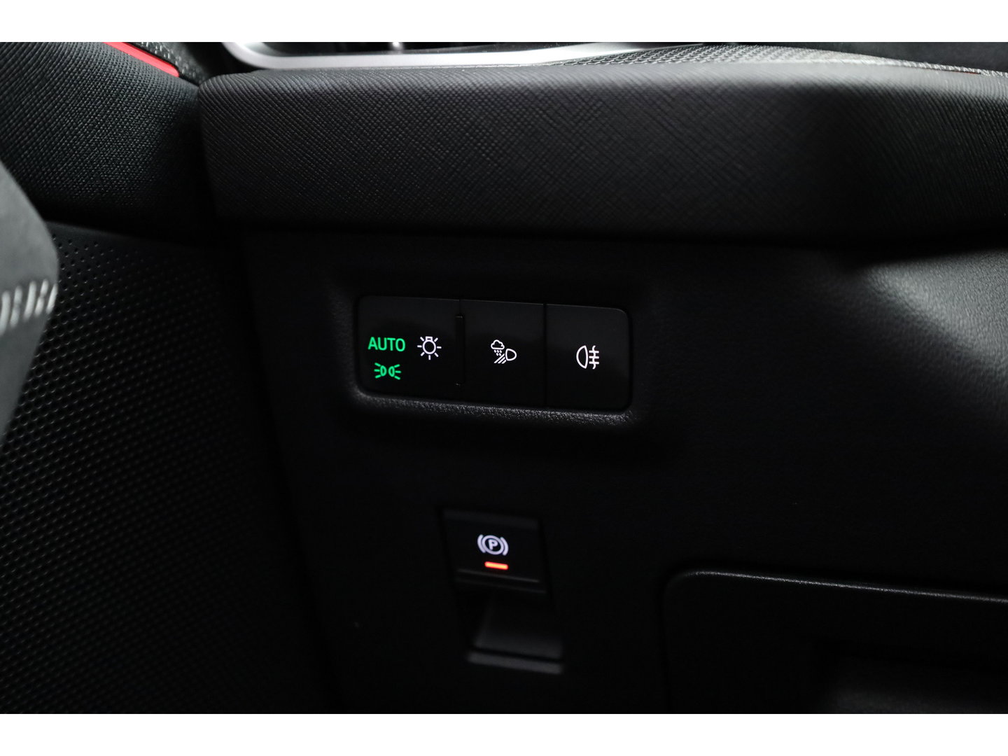 Škoda Kodiaq 1.5 TSI MHEV Sportline Business 7p | Pano | Elek. Trekhaak | Apple CarPlay | Camera | Adapt. Cruise | Keyless | 20''