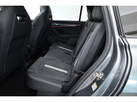 Škoda Kodiaq 1.5 TSI MHEV Sportline Business 7p | Pano | Elek. Trekhaak | Apple CarPlay | Camera | Adapt. Cruise | Keyless | 20''