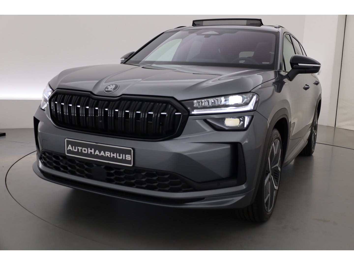 Škoda Kodiaq 1.5 TSI MHEV Sportline Business 7p | Pano | Elek. Trekhaak | Apple CarPlay | Camera | Adapt. Cruise | Keyless | 20''