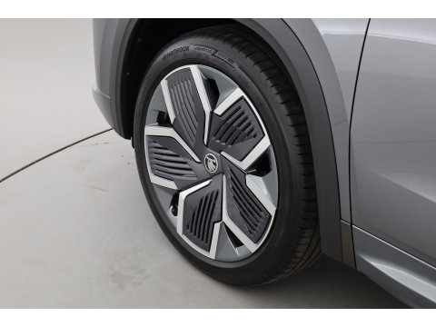 Škoda Kodiaq 1.5 TSI MHEV Sportline Business 7p | Pano | Elek. Trekhaak | Apple CarPlay | Camera | Adapt. Cruise | Keyless | 20''