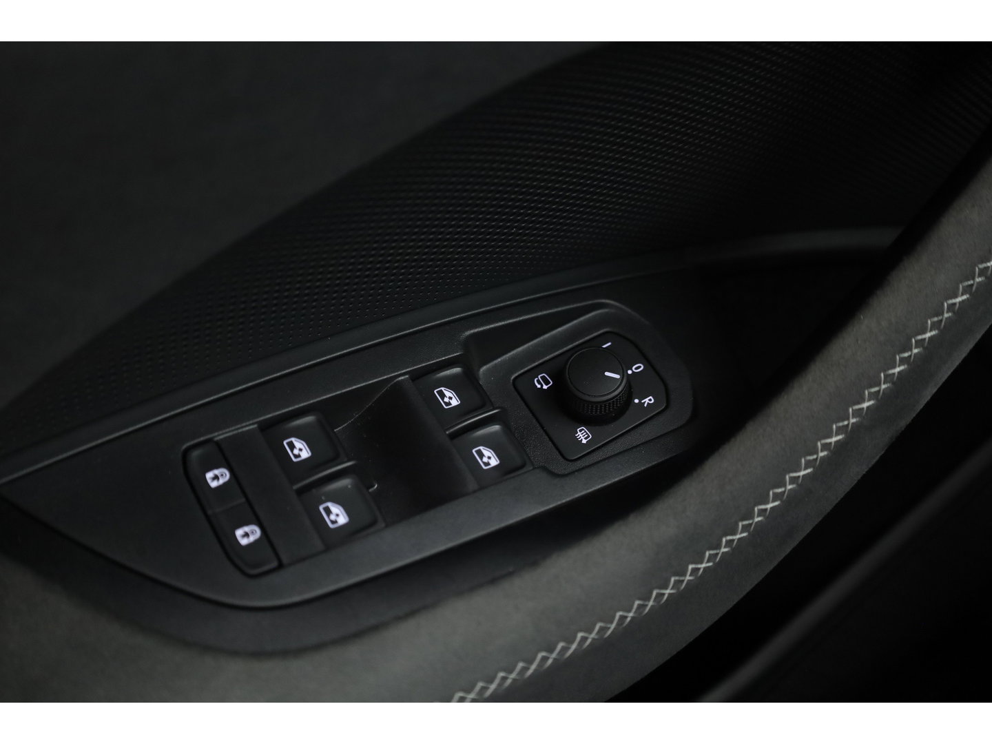 Škoda Kodiaq 1.5 TSI MHEV Sportline Business 7p | Pano | Elek. Trekhaak | Apple CarPlay | Camera | Adapt. Cruise | Keyless | 20''