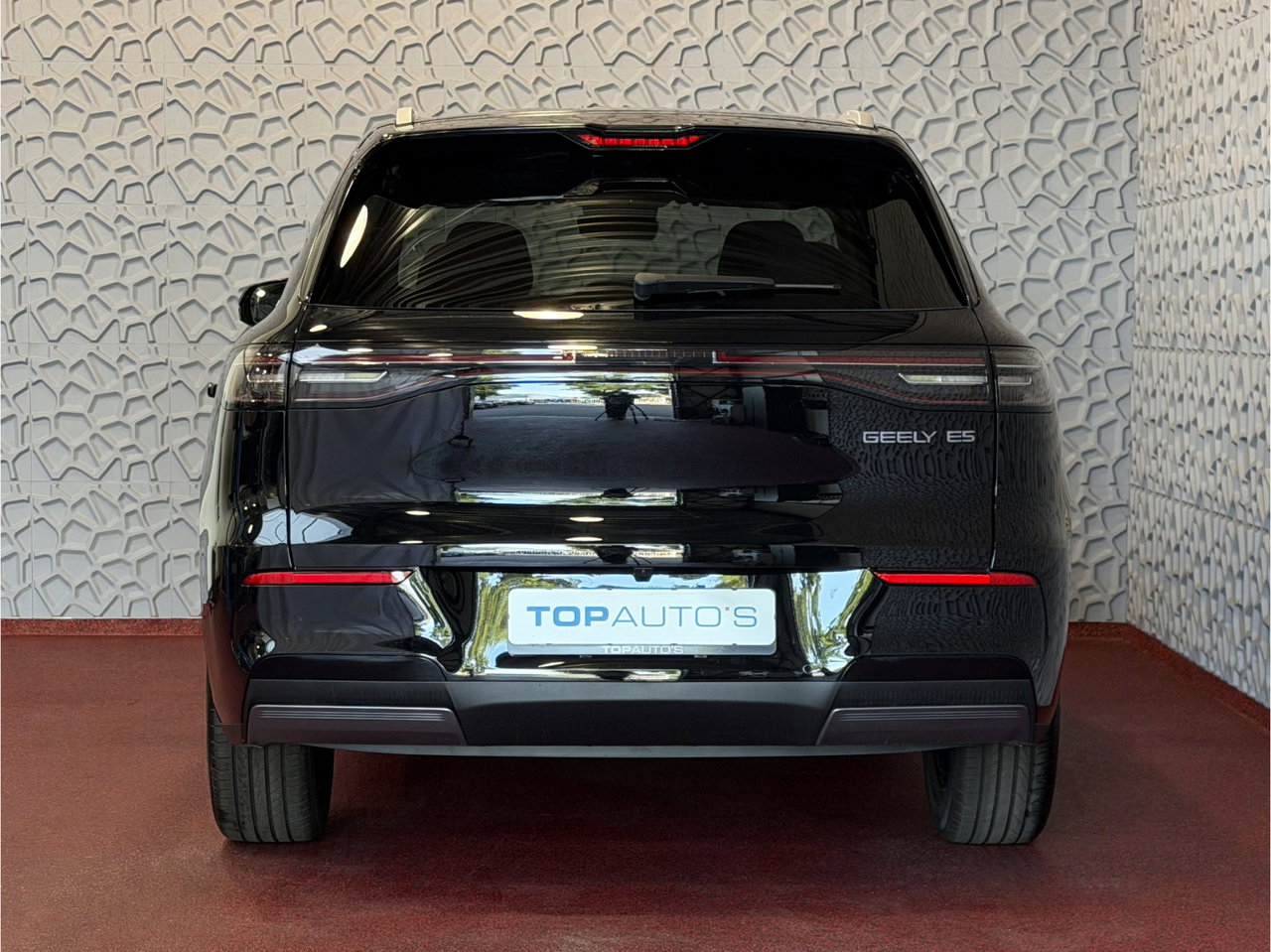 Geely E5