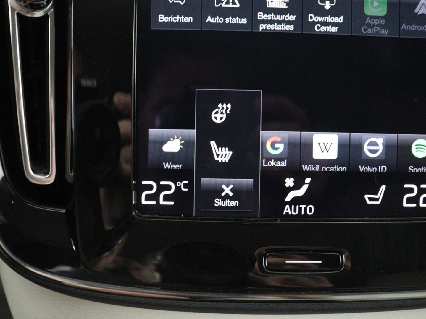 Volvo XC40 1.5 T5 Recharge Business Pro | SOH 89,2% | Leder | Memory | Stuur/stoel verwarming | Cruise control | Caplay | Park assist | Elektrische achterklep | Trekhaak