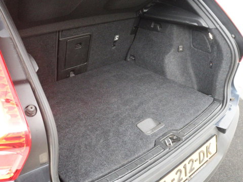 Volvo XC40 1.5 T5 Recharge Business Pro | SOH 89,2% | Leder | Memory | Stuur/stoel verwarming | Cruise control | Caplay | Park assist | Elektrische achterklep | Trekhaak