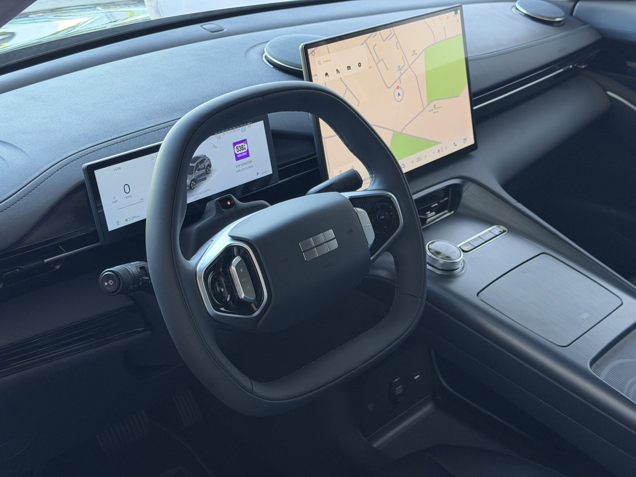 Geely E5