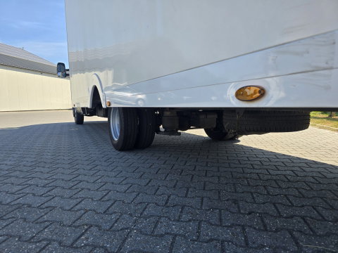Iveco Daily 35C14V 2.3 410 H2 Camera Airco Cruise Bakwagen Volume dubbel lucht 30 m3