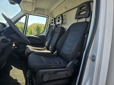 Iveco Daily 35C14V 2.3 410 H2 Camera Airco Cruise Bakwagen Volume dubbel lucht 30 m3