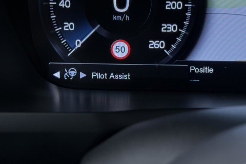 Volvo XC90 T8 Recharge Inscription Exclusive | ACC | Panoramadak | Trekhaak | 360° Camera | Head-Up | Harman/Kardon | Stoel+Stuurverwarming | 20 Inch