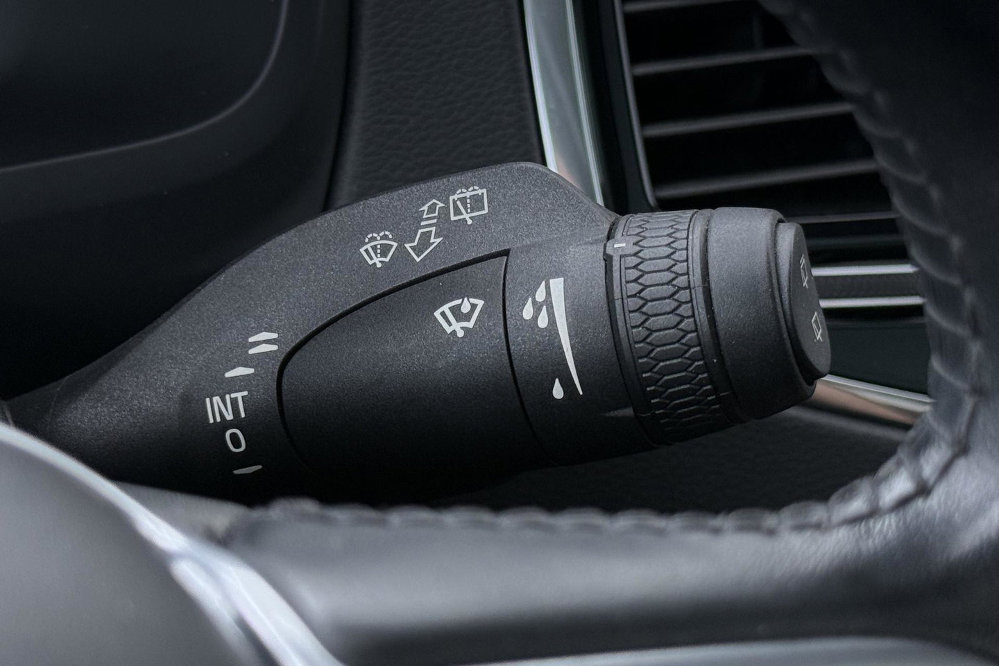 Volvo XC90 T8 Recharge Inscription Exclusive | ACC | Panoramadak | Trekhaak | 360° Camera | Head-Up | Harman/Kardon | Stoel+Stuurverwarming | 20 Inch
