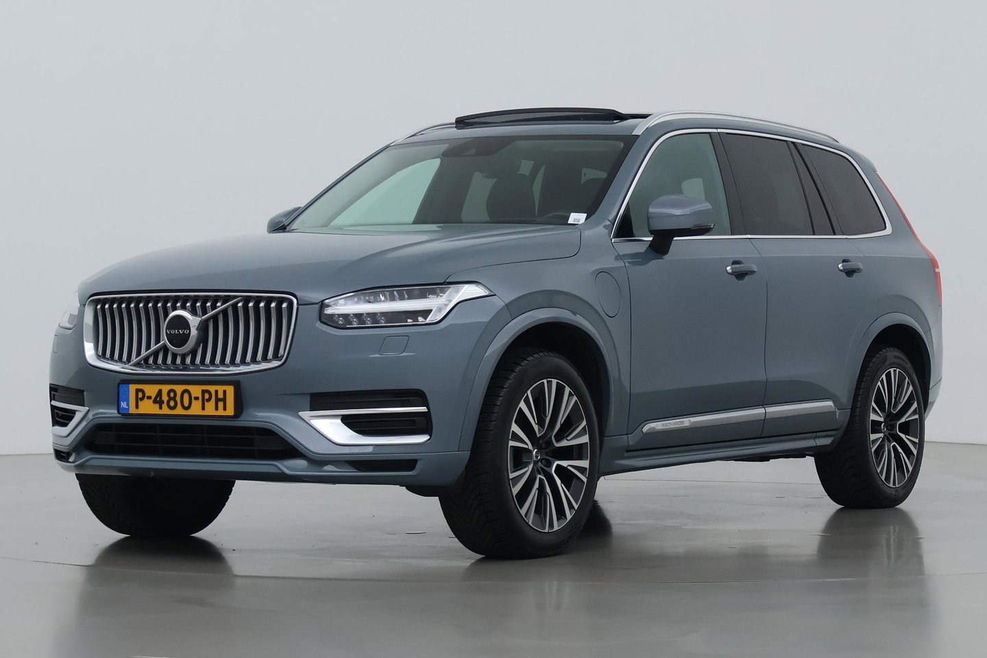 Volvo XC90 T8 Recharge Inscription Exclusive | ACC | Panoramadak | Trekhaak | 360° Camera | Head-Up | Harman/Kardon | Stoel+Stuurverwarming | 20 Inch