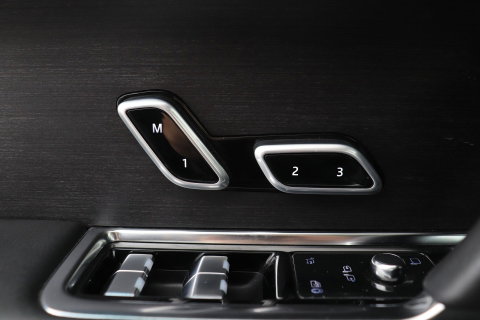 Land Rover Range Rover 3.0 D350 First Edition MHEV | ACC | Rear Seat Entertainment | Luchtvering | 22 Inch | 360° Camera | Massage | Trekhaak