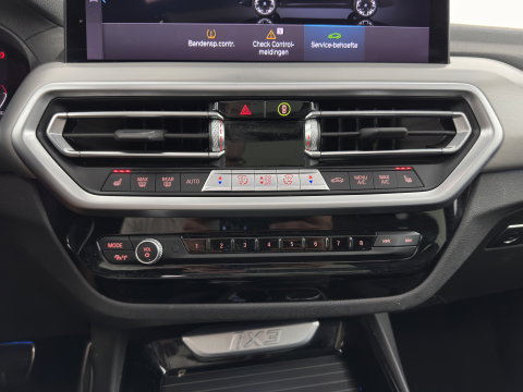 BMW iX3 High Executive 80 kWh [3-Fase-11kW] {Soh-100%} (INCL-BTW) Aut. *PANO | LEATHER | ADAPTIVE-CRUISE | FULL-LED | HARMAN/KARDON | BLIND-SPOT | DIGI-COCKPIT | HEATED-COMFORTSEATS | CAMERA | DAB+ | NAVI-FULLMAP | TOWABAR | 20''ALU*