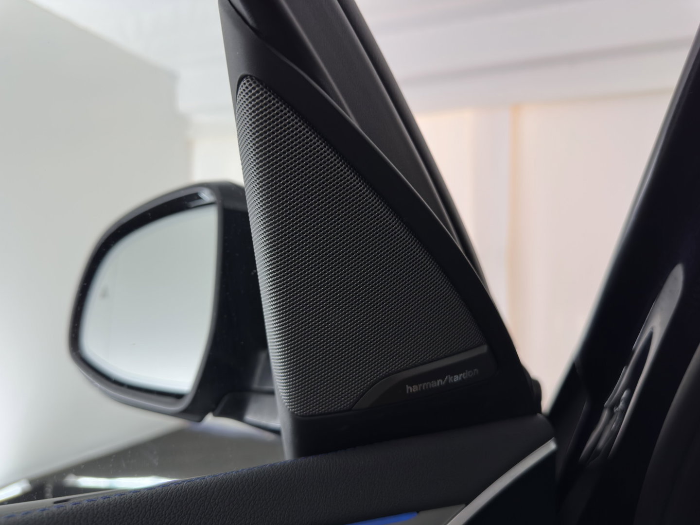 BMW iX3 High Executive 80 kWh [3-Fase-11kW] {Soh-100%} (INCL-BTW) Aut. *PANO | LEATHER | ADAPTIVE-CRUISE | FULL-LED | HARMAN/KARDON | BLIND-SPOT | DIGI-COCKPIT | HEATED-COMFORTSEATS | CAMERA | DAB+ | NAVI-FULLMAP | TOWABAR | 20''ALU*