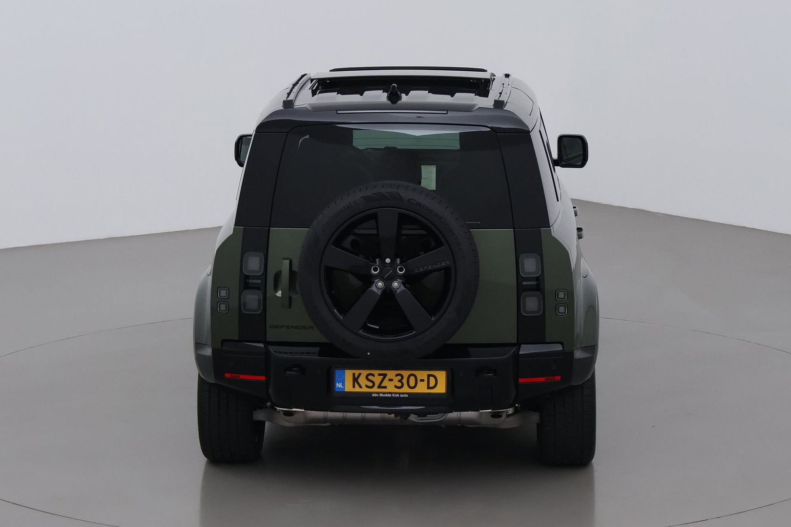 Land Rover Defender 2.0 P300e 110 X-Dynamic HSE | FACELIFT | Caraway | ClearSight | Meridian Surround | Head-Up | ACC | Panoramadak | Trekhaak