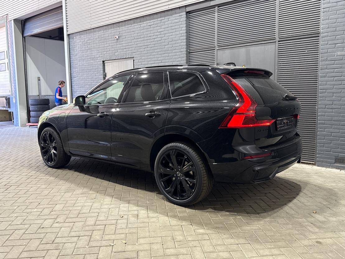Volvo XC60 T8 Plug-in hybrid Plus Black Edition | ACC | 360° Camera | Harman/Kardon | Standkachel | Keyless | Stoel+Stuurverwarming | 21 inch