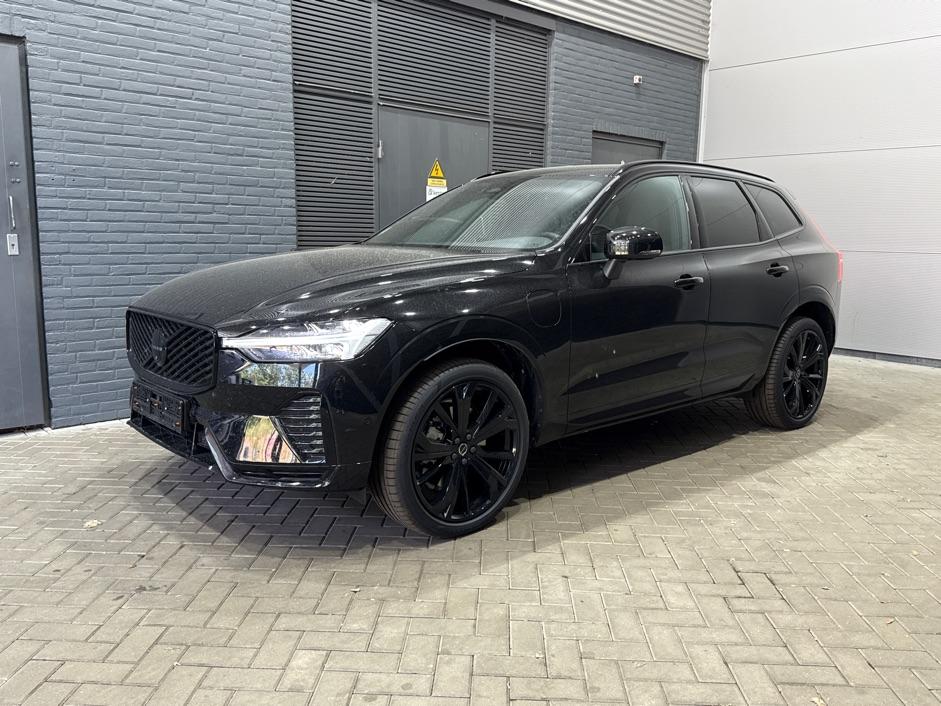 Volvo XC60 T8 Plug-in hybrid Plus Black Edition | ACC | 360° Camera | Harman/Kardon | Standkachel | Keyless | Stoel+Stuurverwarming | 21 inch