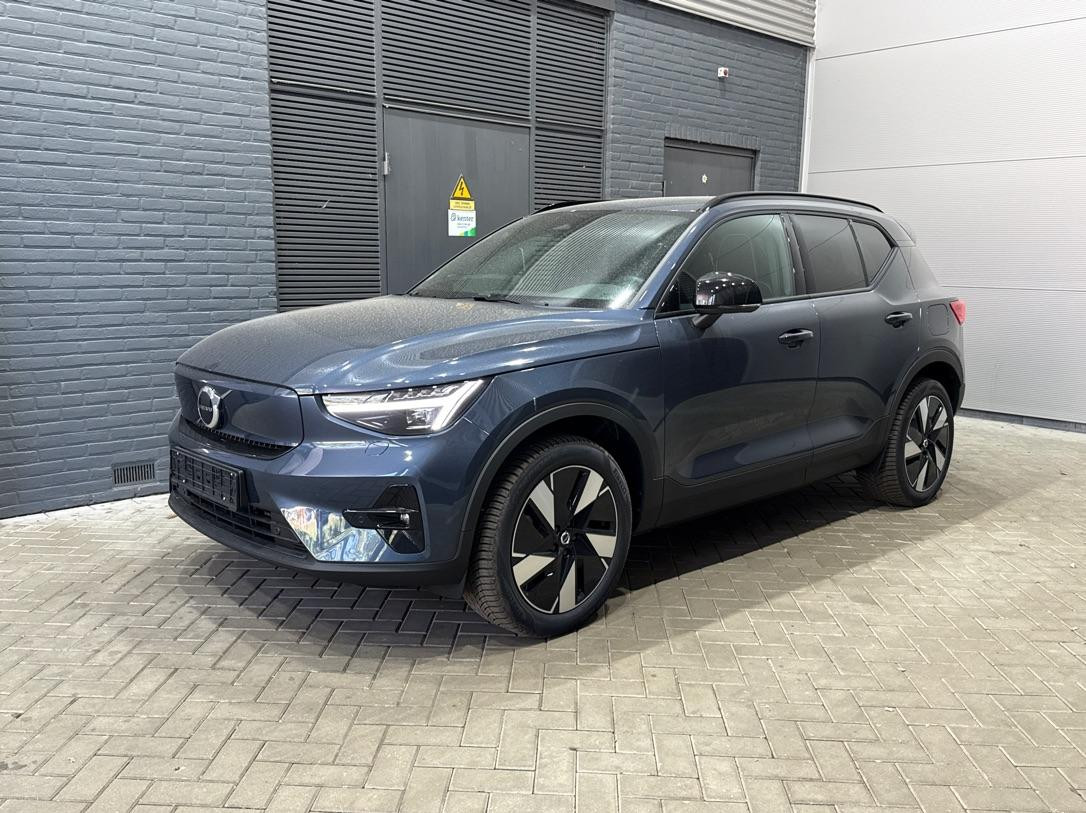 Volvo EX40 Single Motor Extended Range Plus 82 kWh | ACC | Warmtepomp | Harman/Kardon | Camera | Stoel+Stuurverwarming | 19 Inch
