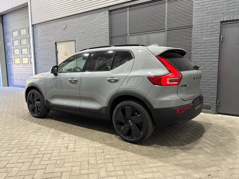 Volvo EX40 Single Motor Extended Range Plus Black Ed. 82 kWh | ACC | 360° Camera | Warmtepomp | Harman/Kardon | Memory | Stoel+Stuurverwarming | 20 Inch