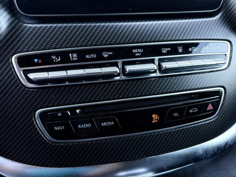 Mercedes-Benz V-Klasse 250d 4-MATIC Lang DC AMG ** NET BINNEN ** | 360 | LED | BURMESTER