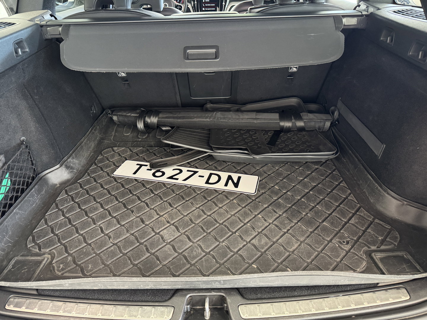 Volvo V60 2.0 T4 R-Design