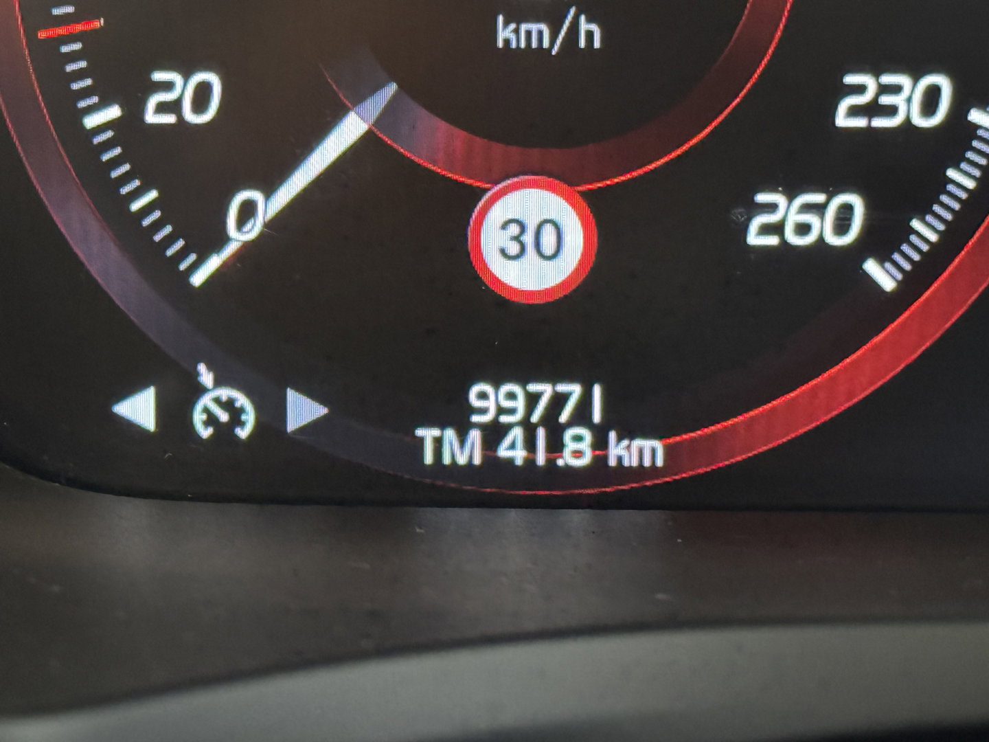Volvo V60 2.0 T4 R-Design