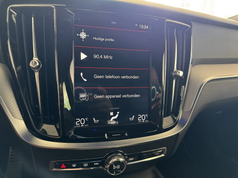 Volvo V60 2.0 T4 R-Design