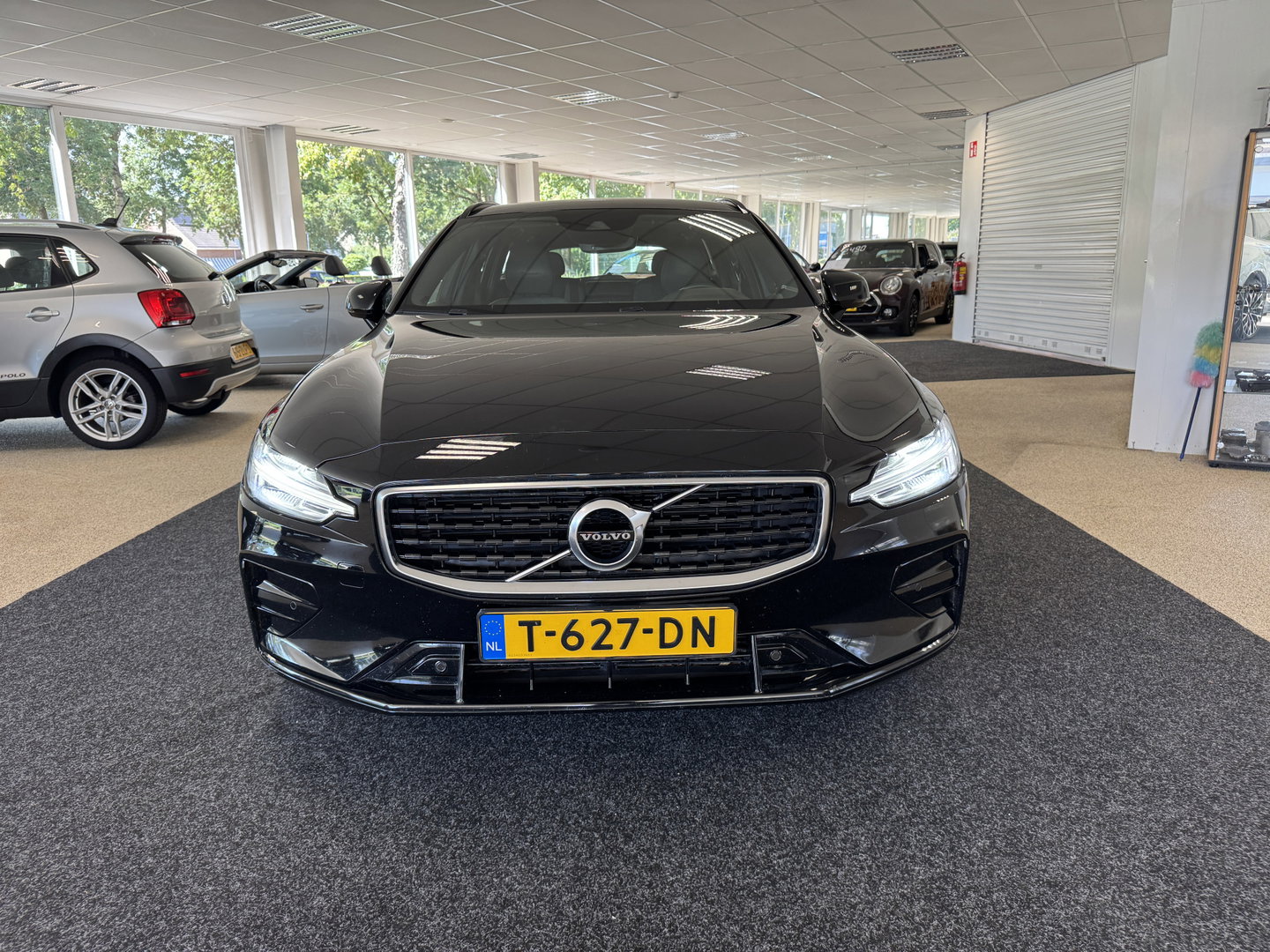 Volvo V60 2.0 T4 R-Design