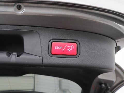 Mercedes-Benz GLA 250 e Business Solution AMG Limited | SOH 95,2% | Leder/alcantara | Stoelverwarming | Carplay | Sfeerverlichting | Cruise control | Camera | Park assist | Trekhaak