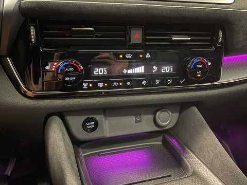 Nissan QASHQAI 1.5 e-Power N-Design | Apple Carplay | Dynamische knipperlichten | Panoramadak | 360 Camera | Airco | Sfeerverlichting | Keyless |