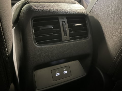 Nissan QASHQAI 1.5 e-Power N-Design | Apple Carplay | Dynamische knipperlichten | Panoramadak | 360 Camera | Airco | Sfeerverlichting | Keyless |
