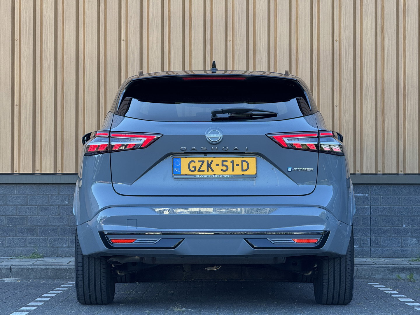 Nissan QASHQAI 1.5 e-Power N-Design | Apple Carplay | Dynamische knipperlichten | Panoramadak | 360 Camera | Airco | Sfeerverlichting | Keyless |