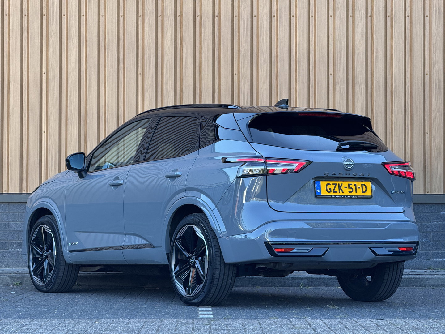 Nissan QASHQAI 1.5 e-Power N-Design | Apple Carplay | Dynamische knipperlichten | Panoramadak | 360 Camera | Airco | Sfeerverlichting | Keyless |